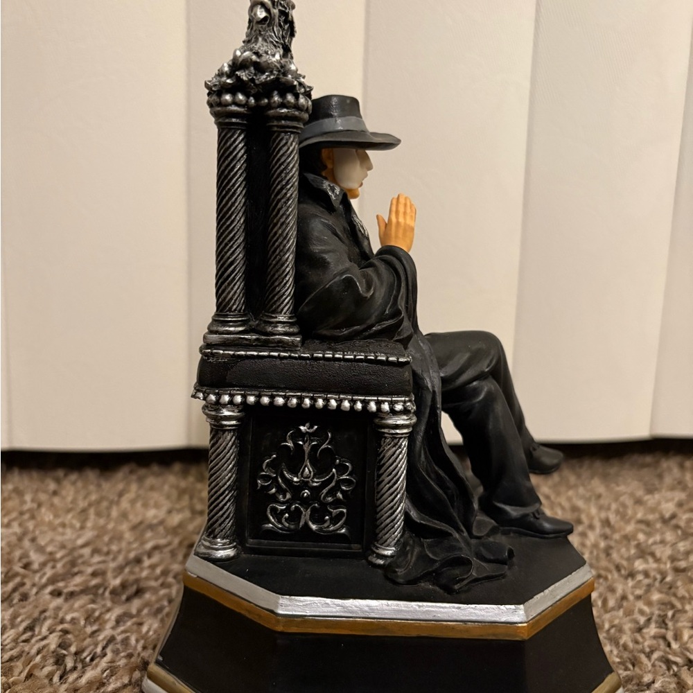 Rare Phantom of the Opera Figurine Music Box - Picture 4 of 5